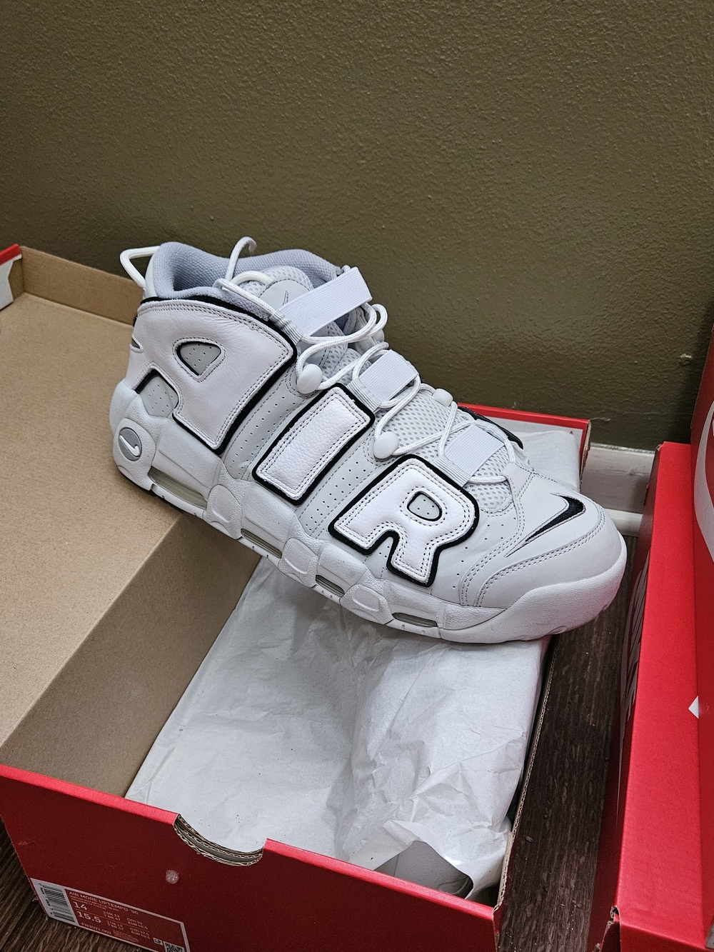 Nike Uptempo